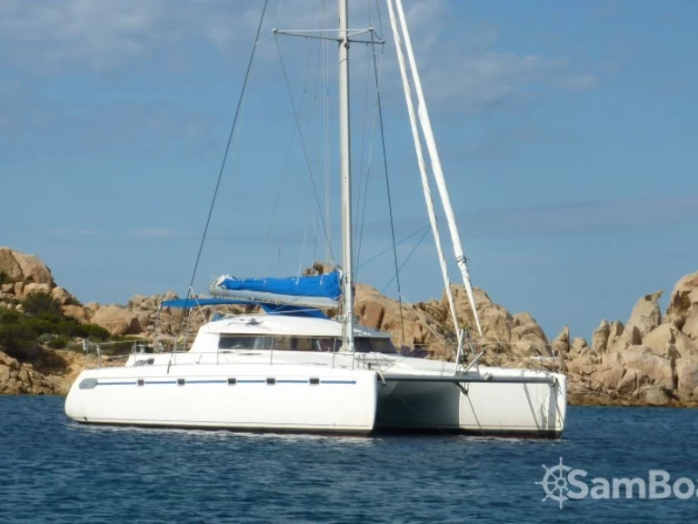 Pronájem Katamarán v Berre-l'Étang -Fountaine Pajot Venezia 42