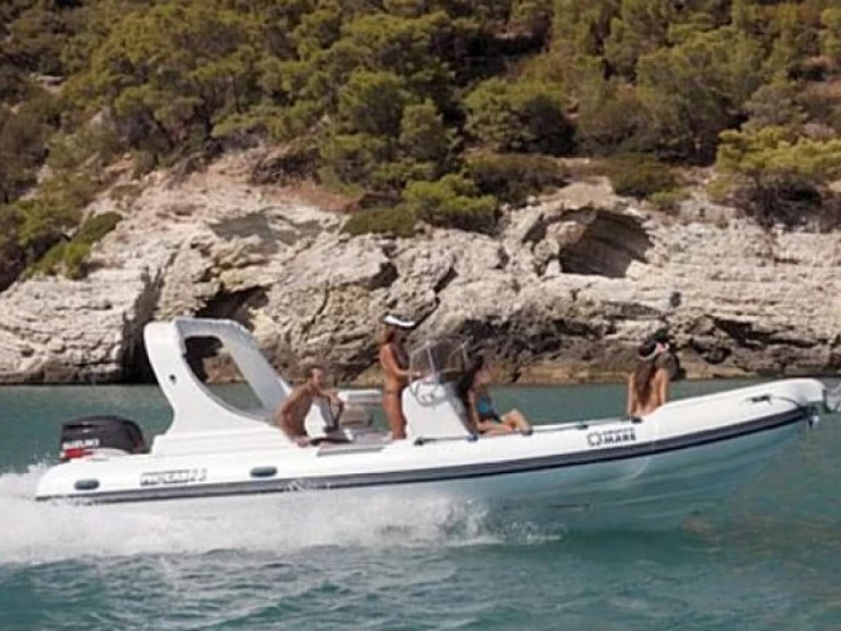 Pronájem lodi Gruppo-Mare Pholas 23 v Sliema na Samboatu