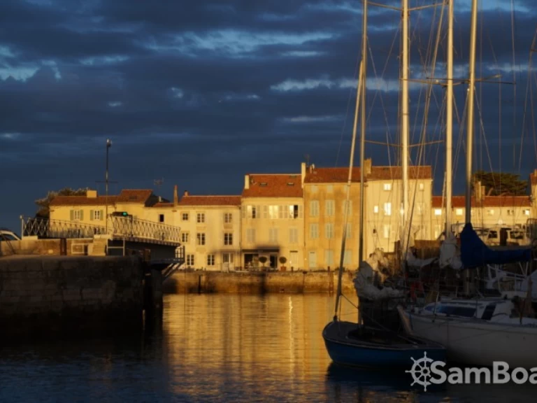 Pronajmout si Bénéteau First 35 S5 v La Rochelle