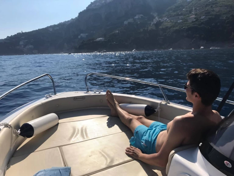 Pronájem jachty v Amalfi  -Marinello Eden 18 na Samboatu