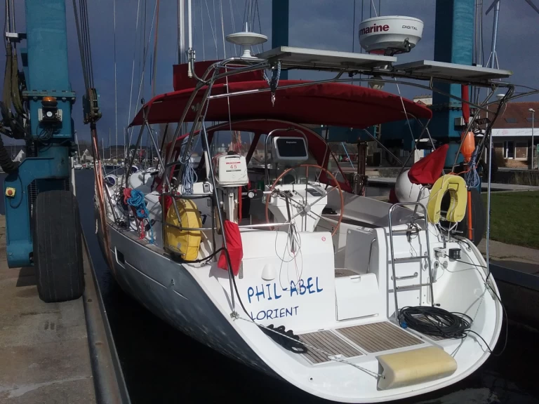 Pronájem Plachetnice Bénéteau s licencí