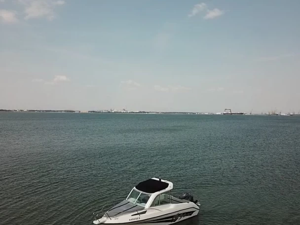 Pronajmout si SanRemo SanRemo 565 fisher v Setúbal