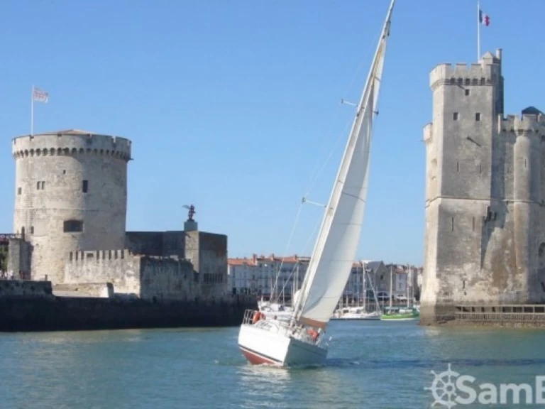 Pronájem lodi La Rochelle lákavé ceny First 35 S5