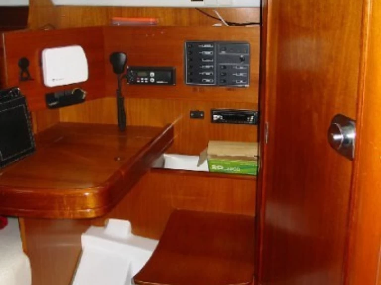 Pronájem Plachetnice Bénéteau s licencí