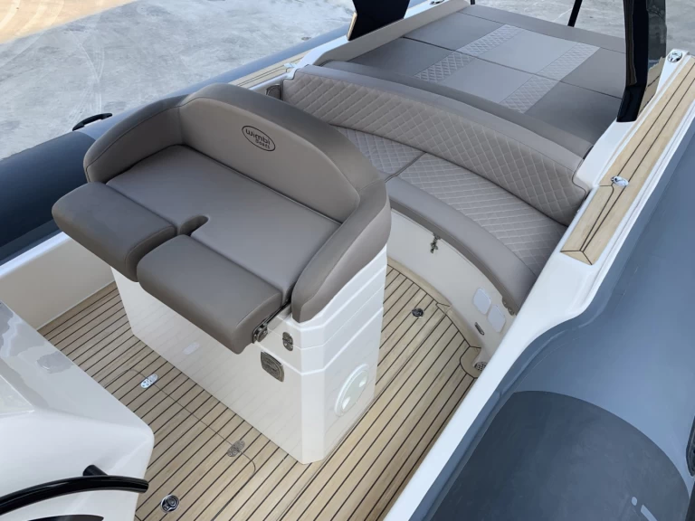 Pronájem Polotuhá loď v Port Grimaud -Black by 3BBB 10.0 II