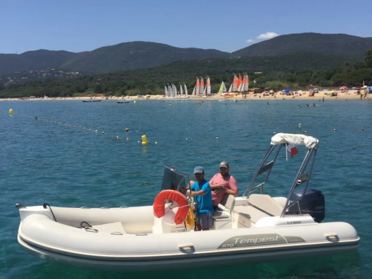 Pronájem lodi Cavalaire-sur-Mer lákavé ceny Tempest 570