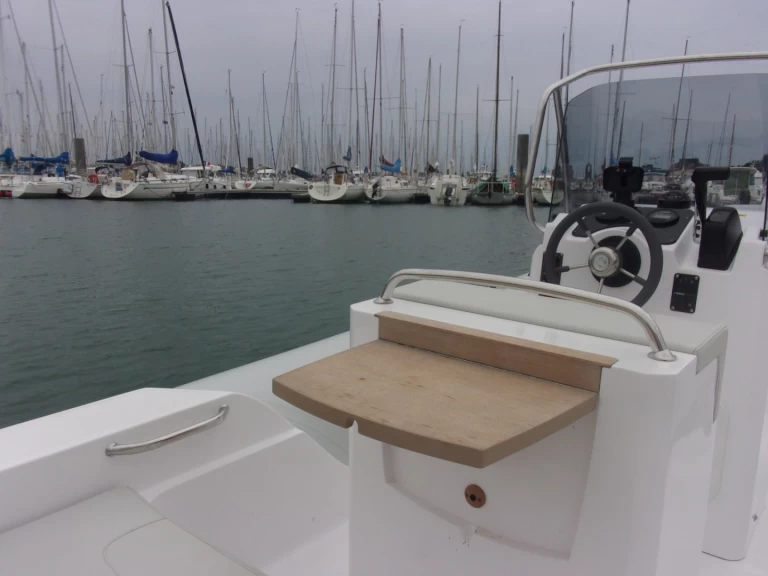 Pronájem lodi La Trinité-sur-Mer lákavé ceny Tempest 625 Easy