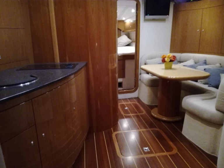 Motorová loď k pronájmu v Milazzo za nejlepší cenu