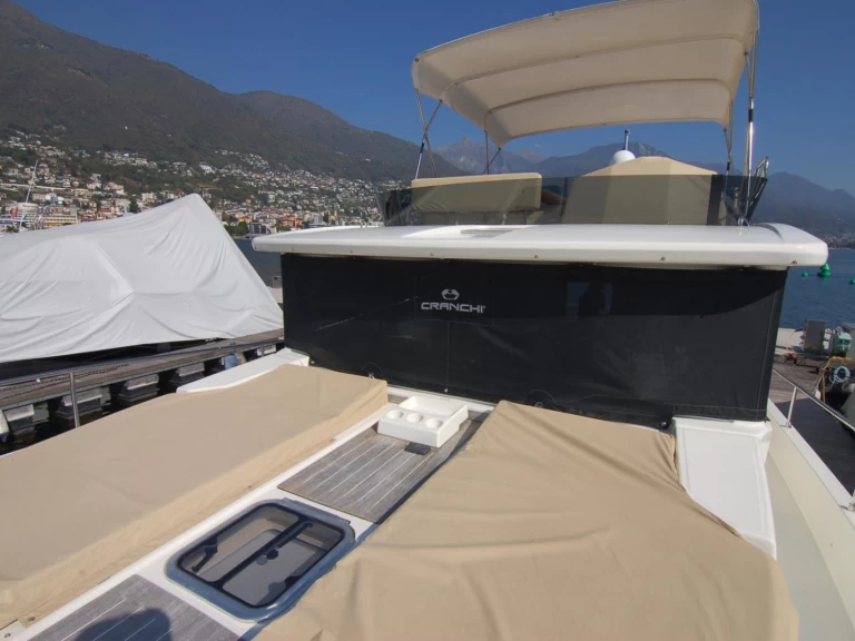Pronajmout Motorová loď se skipperem či ne Cranchi v Saint-Mandrier-sur-Mer