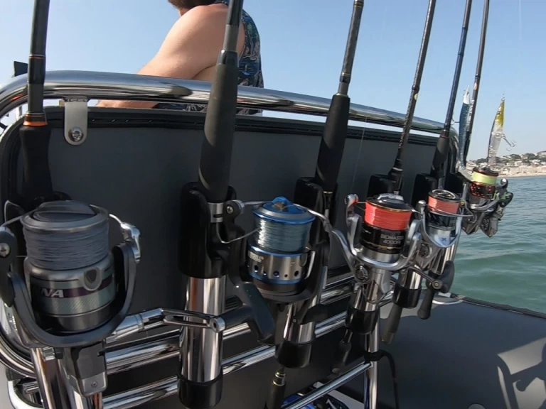 Pronajmout si Falcon 575 SR v Le Havre