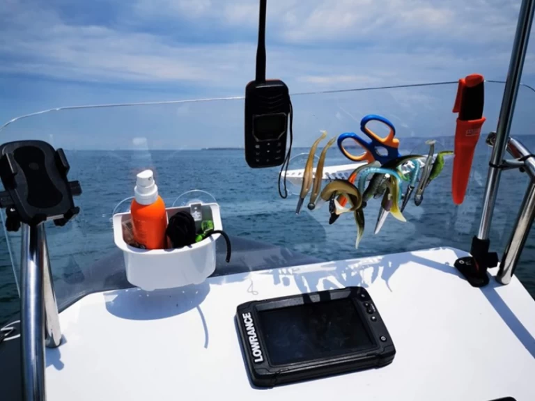 Pronájem lodi Le Havre lákavé ceny 575 SR