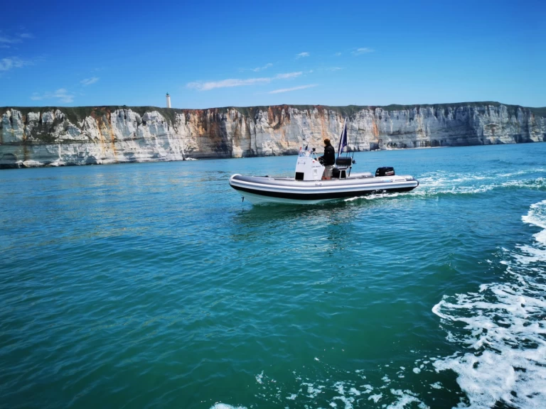 Pronájem lodi Le Havre lákavé ceny 575 SR