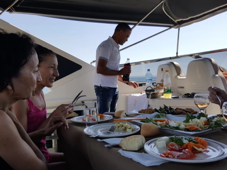 Pronájem lodi Gobbi Gobbi 44 Sport v Tétouan na Samboatu