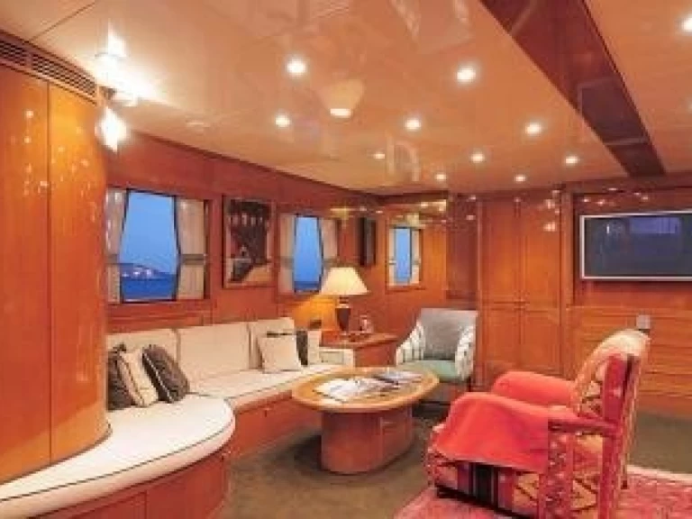 Pronajmout si Greek Shipyards Gulet v Atény