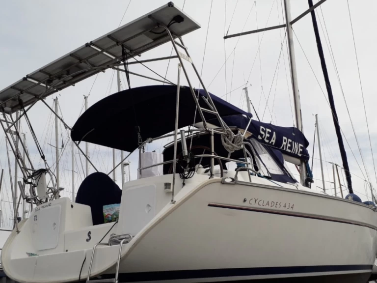 Pronájem lodi Six-Fours-les-Plages lákavé ceny Cyclades 434