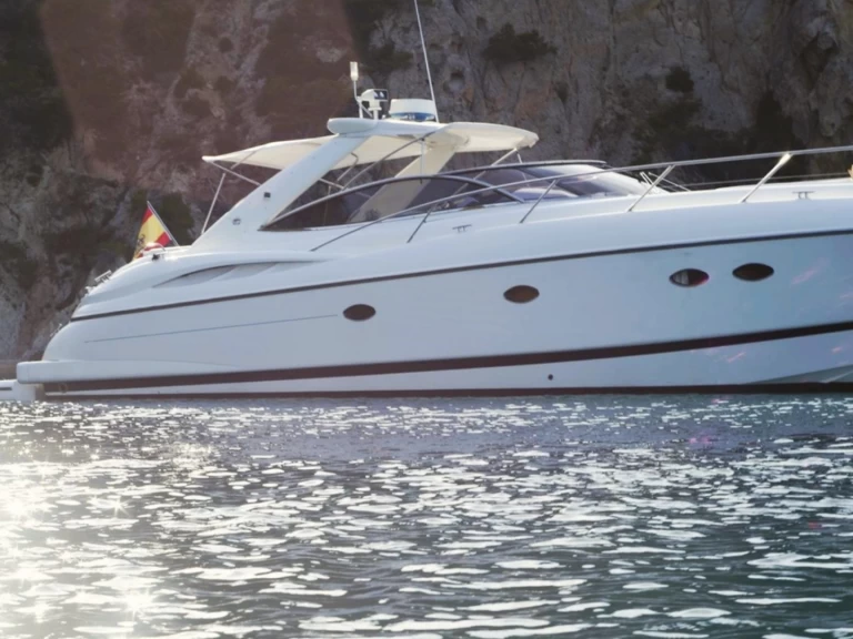 Pronájem lodi Sunseeker Predator 56 v Mahon na Samboatu