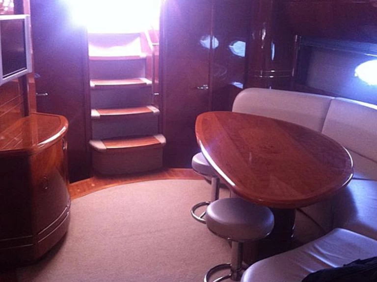 Pronajmout Jachta se skipperem či ne Princess v Mahon