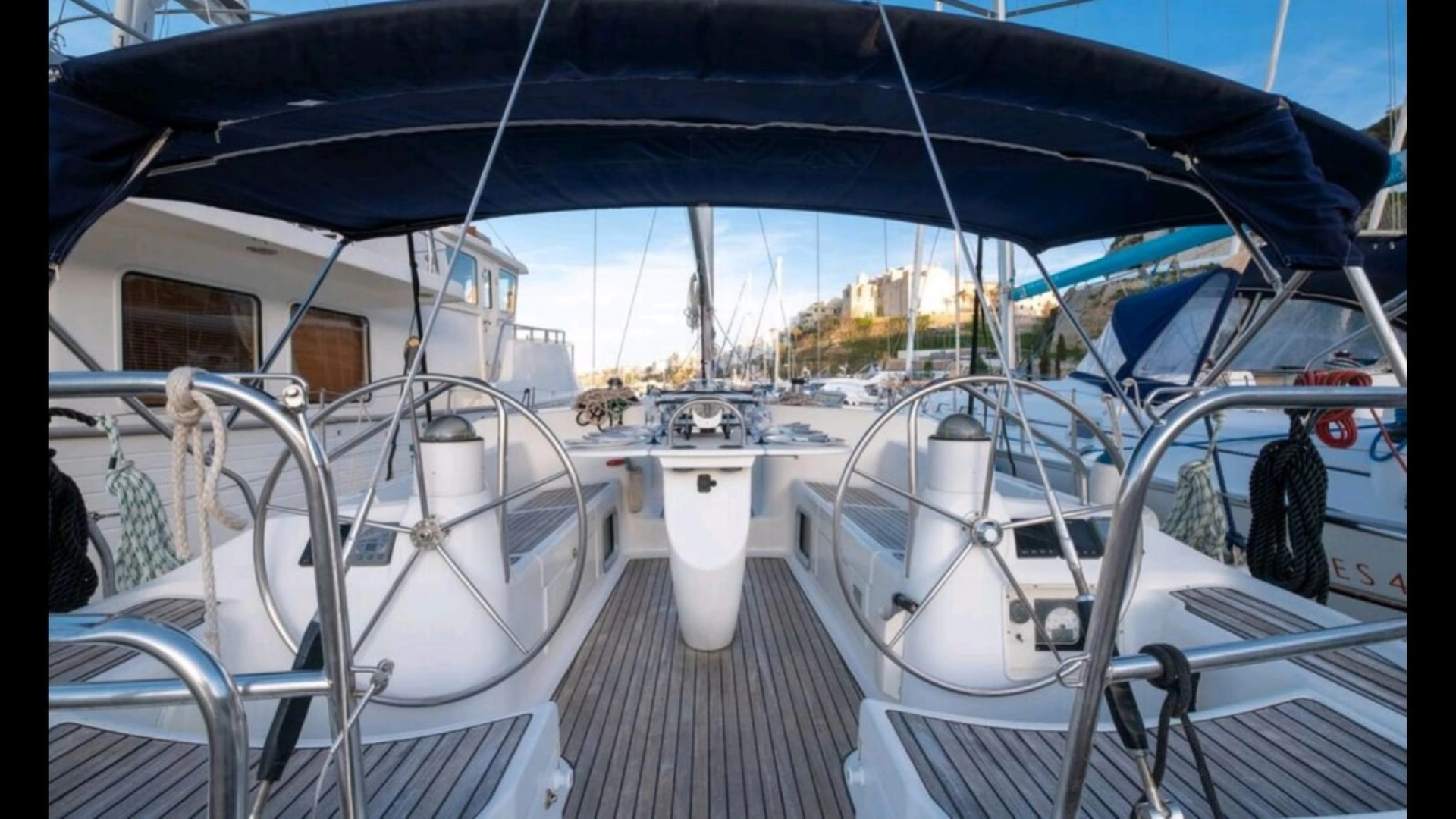 Pronajmout si Jeanneau Sun Odyssey 40.3 v Mahon