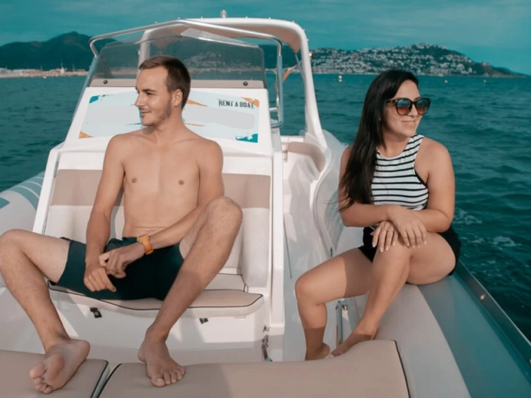 Pronájem Polotuhá loď v Roses -Lomac Lomac 790 IN