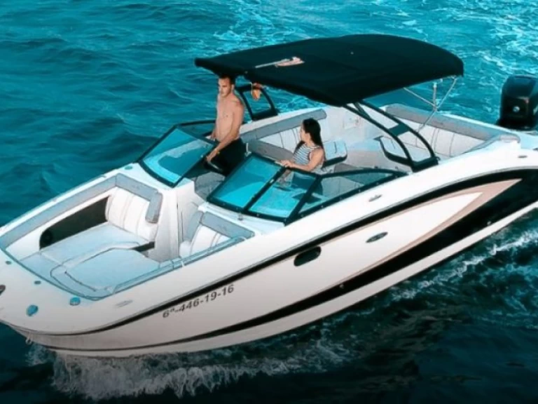 Pronájem Motorová loď v Roses -Sea Ray 270