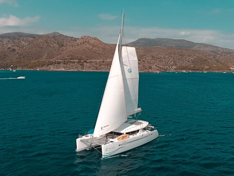 Pronájem lodi Lagoon Bliss v Roses na Samboatu