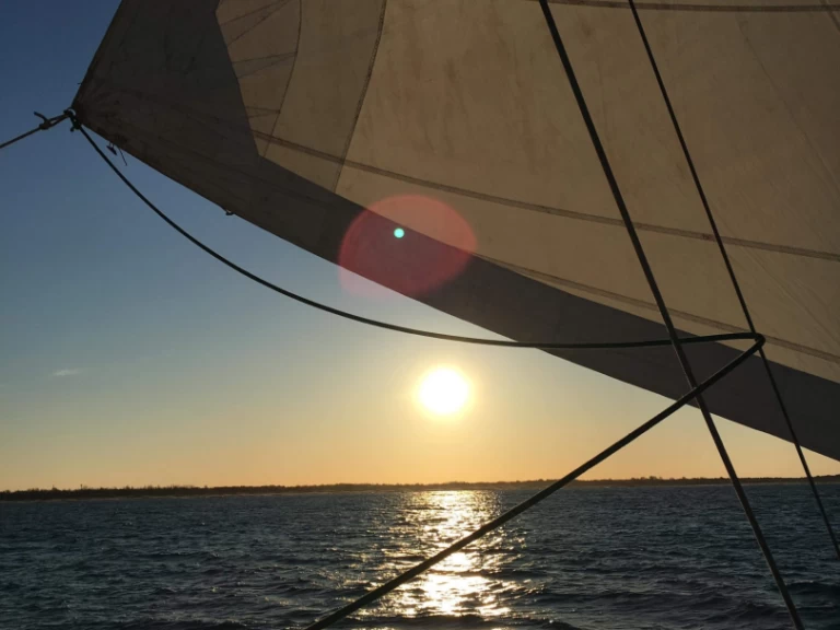 Pronajmout Katamarán se skipperem či ne Jeantot-Marine v La Ciotat