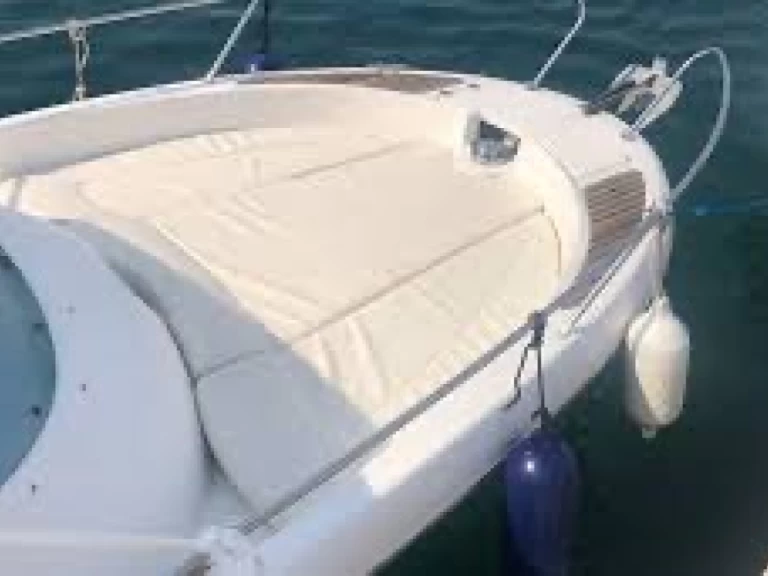 Pronájem Motorová loď v Novi Vinodolski -Jeanneau Cap Camarat 755 WA