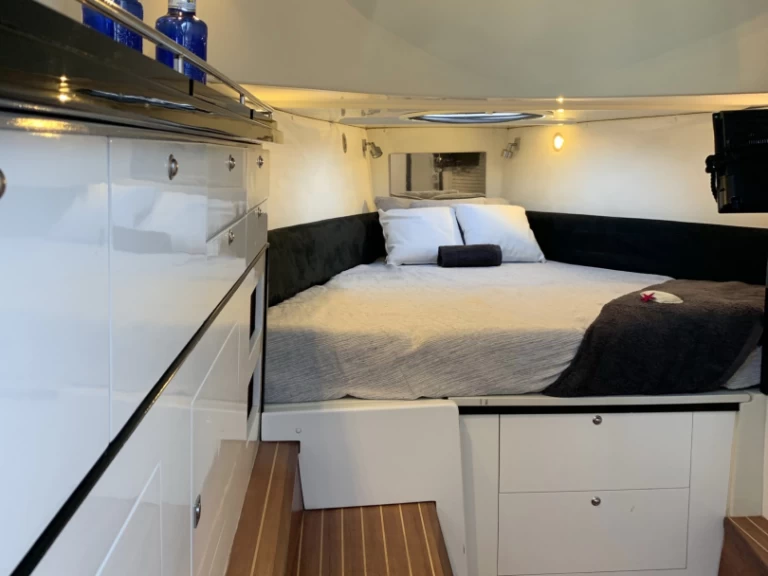 Kardis Nirvana K12 jednotlivci a charterové společnosti v Santa Eularia des Riu