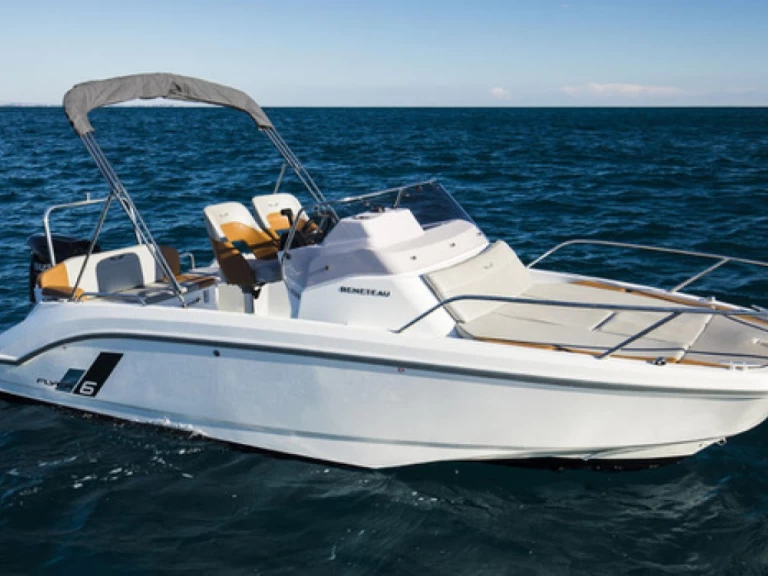 Pronájem lodi Bénéteau Flyer 6 SUNdeck v Roses na Samboatu