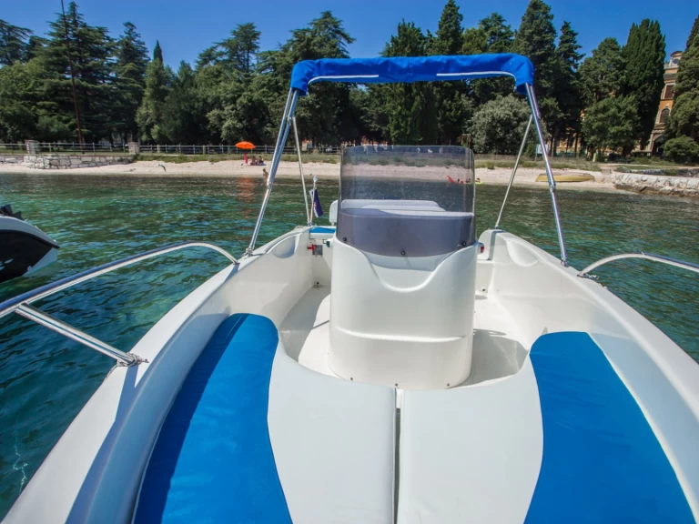 Pronájem Motorová loď v Rovinj -Sessa Marine Key Largo 17
