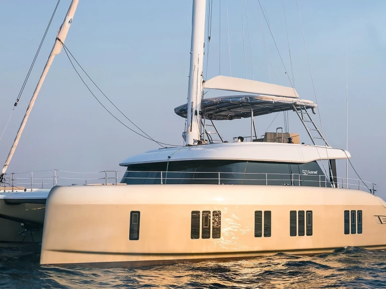 Pronájem lodi Sun Reef Sunreef 50 v Le Marin na Samboatu