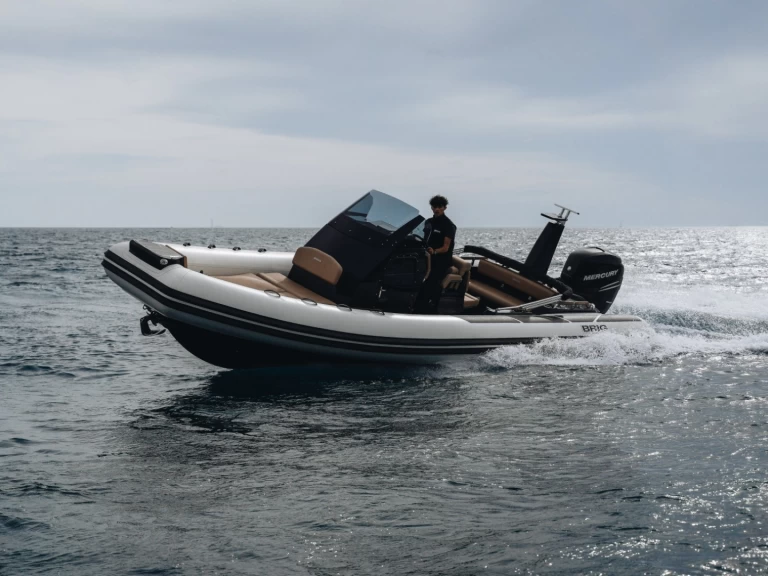 Pronájem lodi Brig Eagle 8 v Marseille na Samboatu