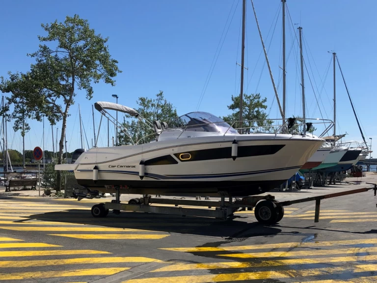 Motorová loď k pronájmu v Larmor-Plage za nejlepší cenu