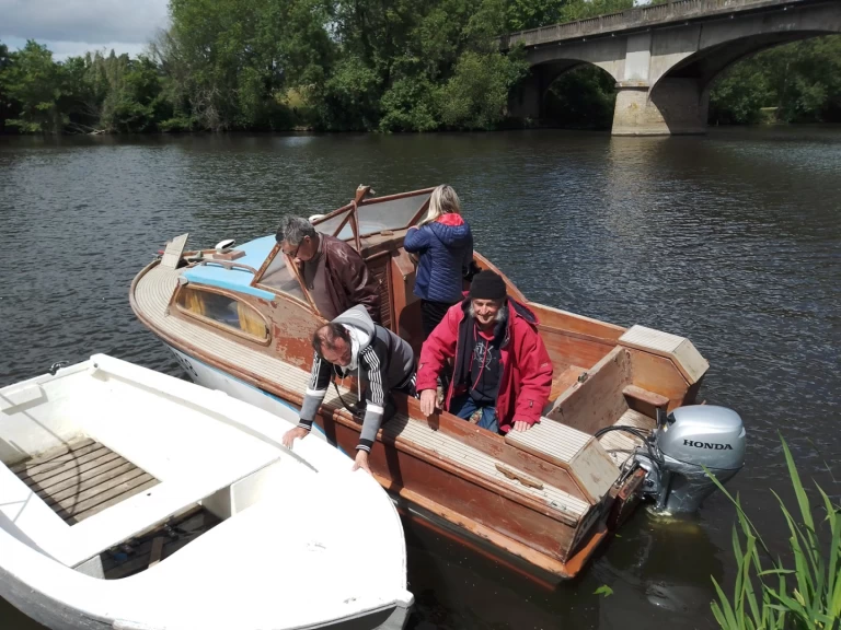 Smartboat Smartboat 23 jednotlivci a charterové společnosti v Vertou