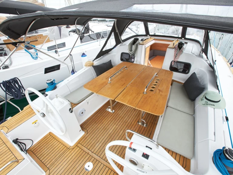 Pronajmout Plachetnice se skipperem či ne Elan v Kaštela