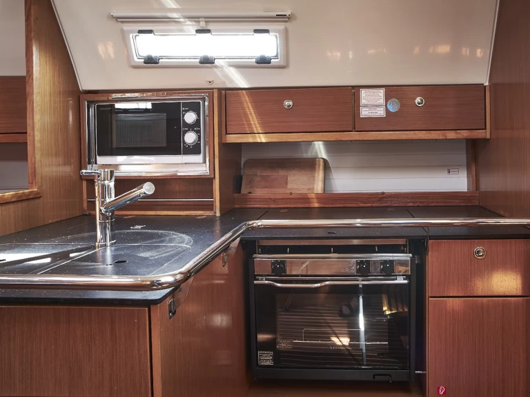 Pronájem lodi Biograd Na Moru lákavé ceny Cruiser 36