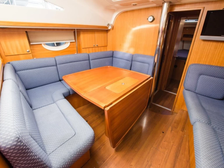 Pronájem jachty v Biograd Na Moru -Elan Impression 434 na Samboatu