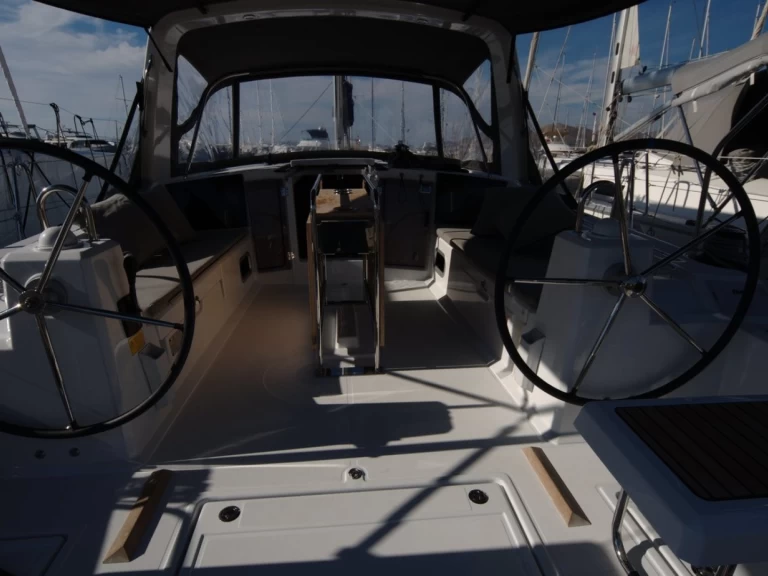 Pronajmout si Bénéteau Oceanis 41.1 v Göcek 