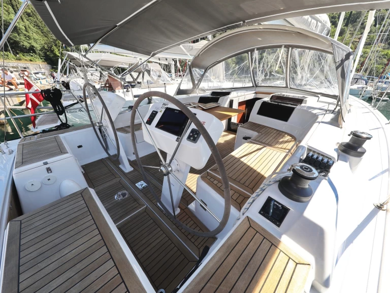 Pronájem Plachetnice v Biograd Na Moru -Hanse Hanse 458