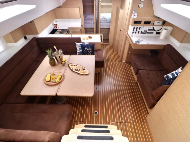 Pronajmout si Elan Impression 50 v Kaštela