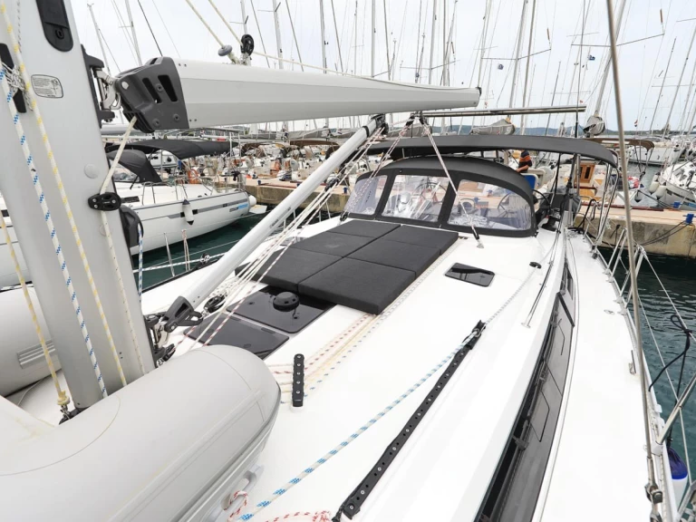 Bavaria Cruiser 46 jednotlivci a charterové společnosti v Biograd Na Moru