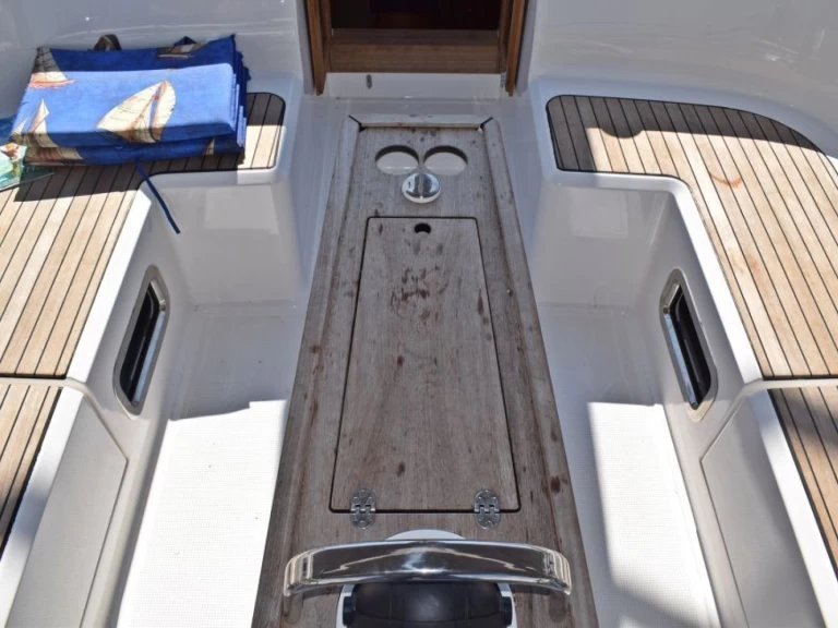 Pronájem lodi Bavaria Cruiser 46 v Zaton na Samboatu