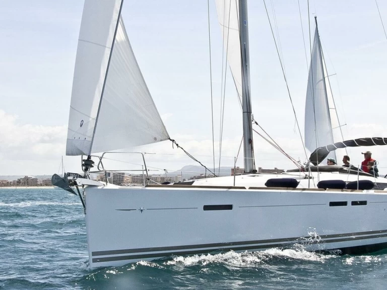 Pronájem lodi Jeanneau Sun Odyssey 439 v Pula na Samboatu