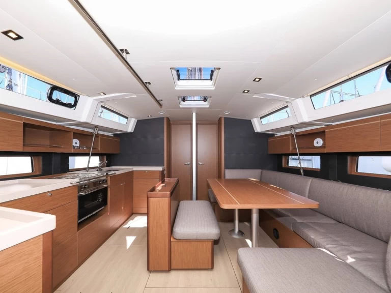 Pronájem lodi Biograd Na Moru lákavé ceny Oceanis 46.1