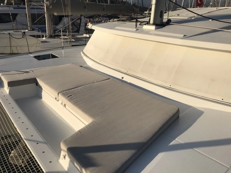Pronajmout si Fountaine Pajot Astrea 42 v Fethiye