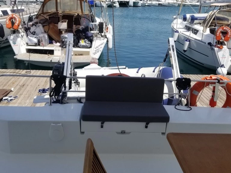 Pronajmout si Fountaine Pajot Lucia 40 v Fethiye