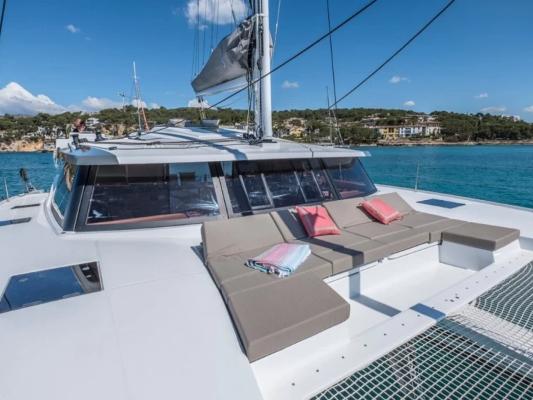 Pronajmout si Fountaine Pajot Astrea 42 v Fethiye