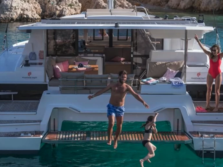 Pronájem lodi Fountaine Pajot Astrea 42 v Ajaccio na Samboatu
