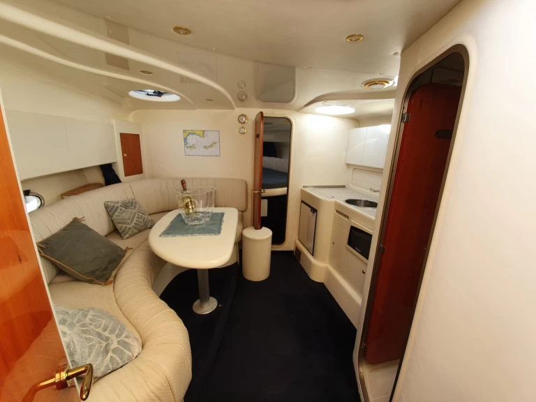 Pronájem lodi Saint-Tropez lákavé ceny Zaffiro 34