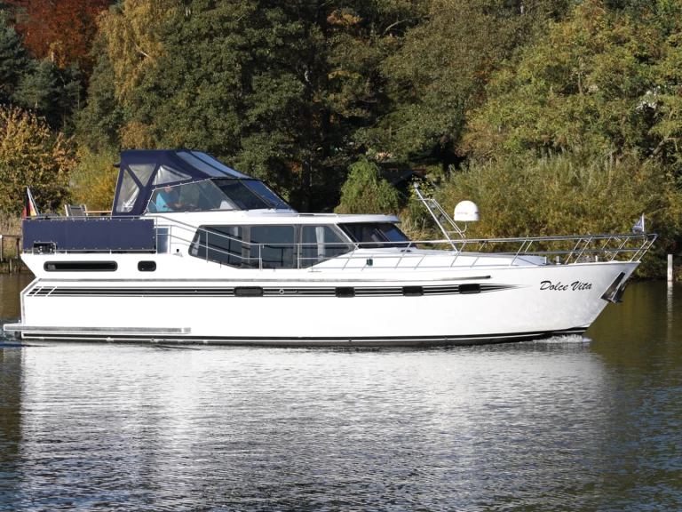 Pronájem Říční loď Vacance s licencí